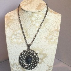 STERLING SILVER CHAIN WITH LARGE PENDANT